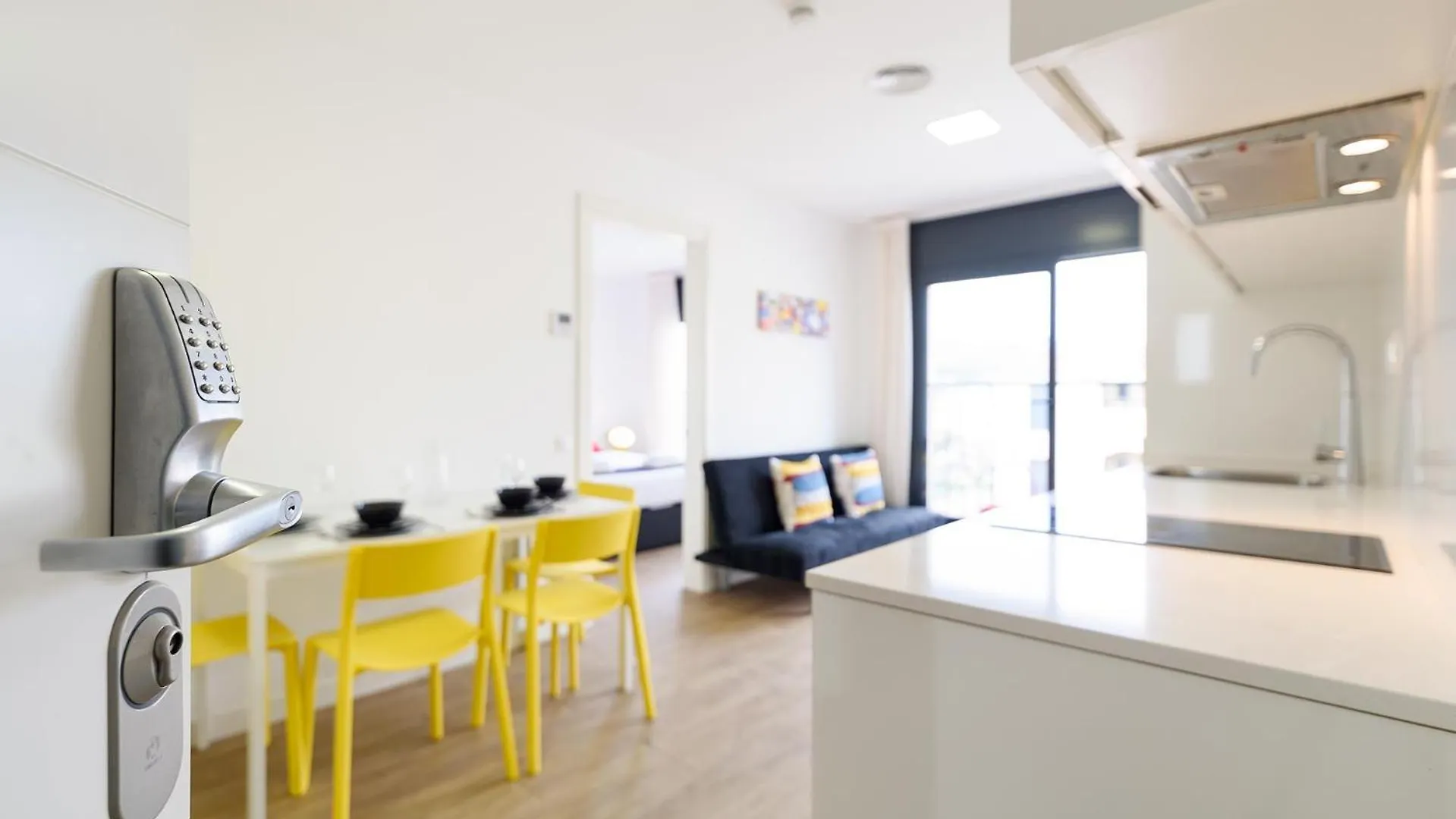 Castell Beach Aparthotel Castelldefels Apartment