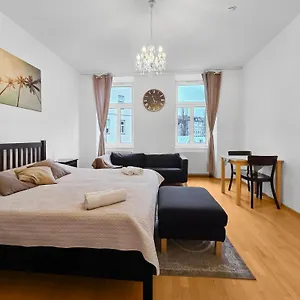 https://apt-long-stay-luxury-for-eight.vienna-besthotels.com